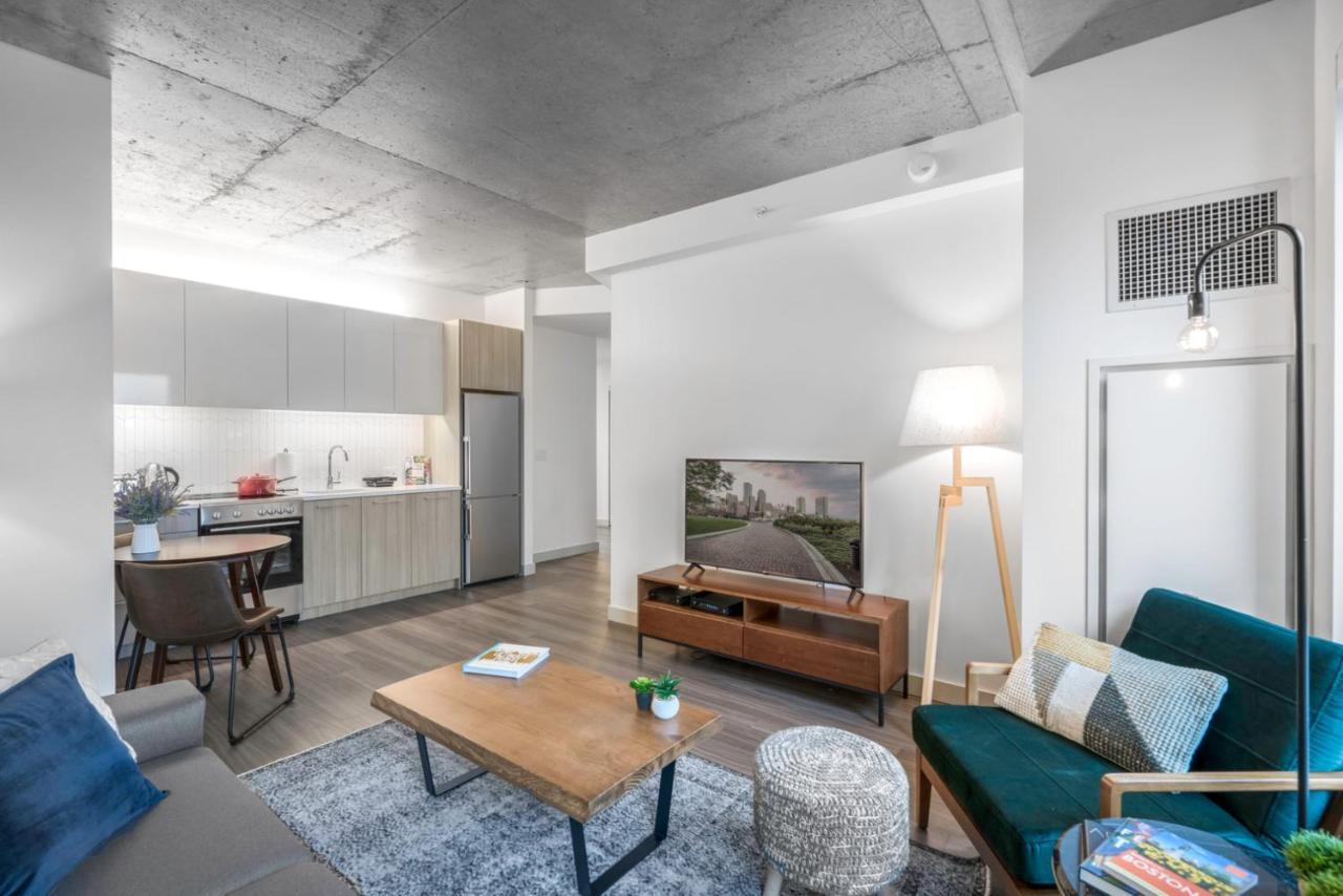 Industrial 1br Nr Mit W Gym Doorman Roof Bos-37